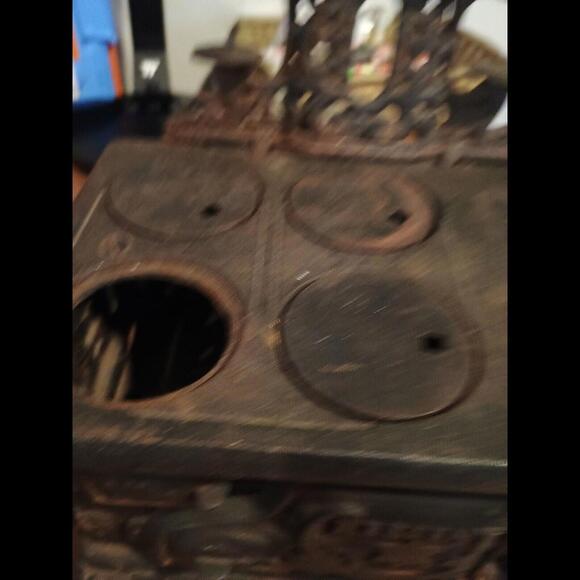 Vintage Crescent Cast Iron Miniature Stove w/ Accessories - Picture 7 of 13